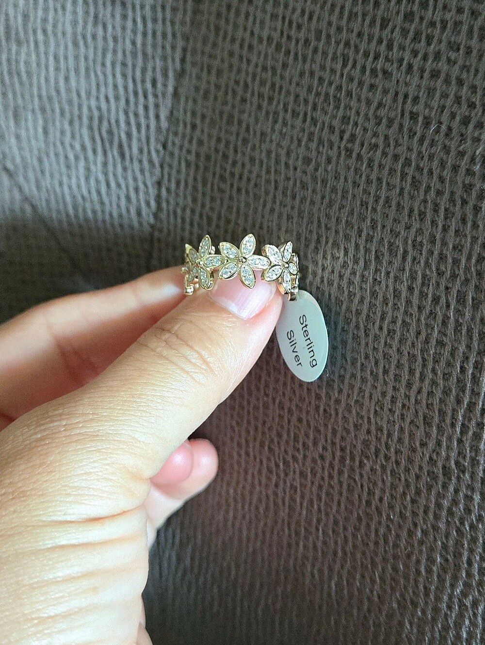✨️HP 2X✨️ Ava Ro🚣 Connecting Gold💛 Flowers🌼 Ring💍 - Picture 16 of 16